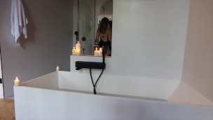 HILDE_FRENCH- POV romantic bath that you and me