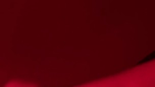 Me corro solo en mi cuarto